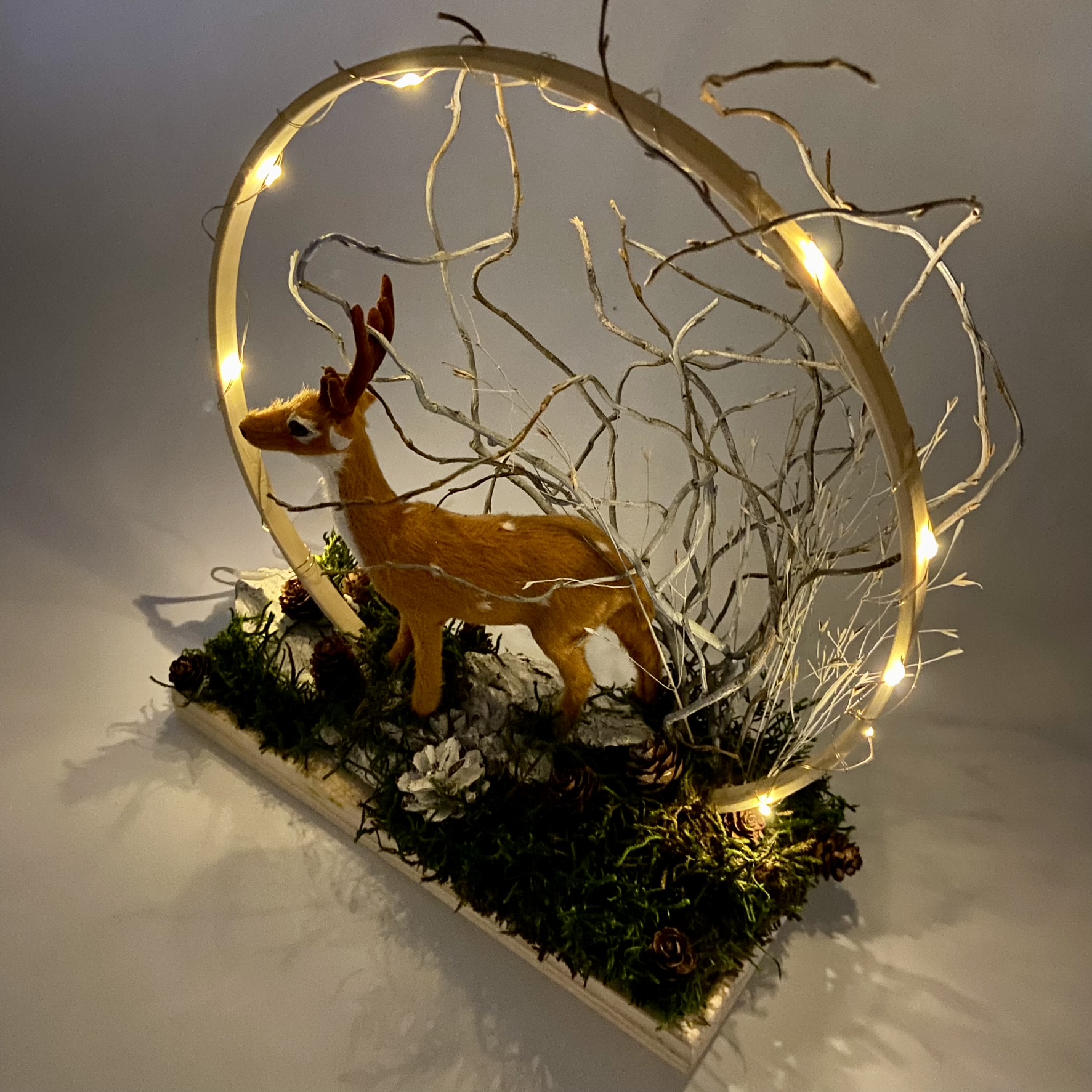 Aranjament de Craciun Tip Coronita cu Cerb Natur 6 Aranjament de Craciun Tip Coronita cu Cerb Natur 6